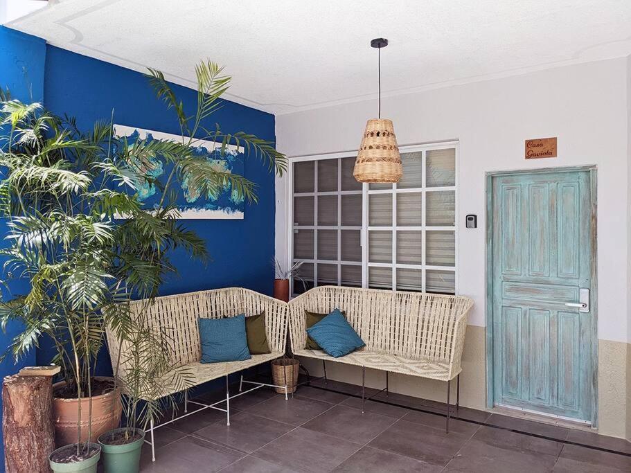 Studio -Trees At Mikasa- Near Beach, Pool, Fast Wifi, Ac & King Bed Puerto Escondido  Bagian luar foto