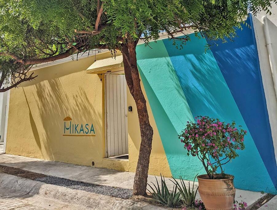 Studio -Trees At Mikasa- Near Beach, Pool, Fast Wifi, Ac & King Bed Puerto Escondido  Bagian luar foto
